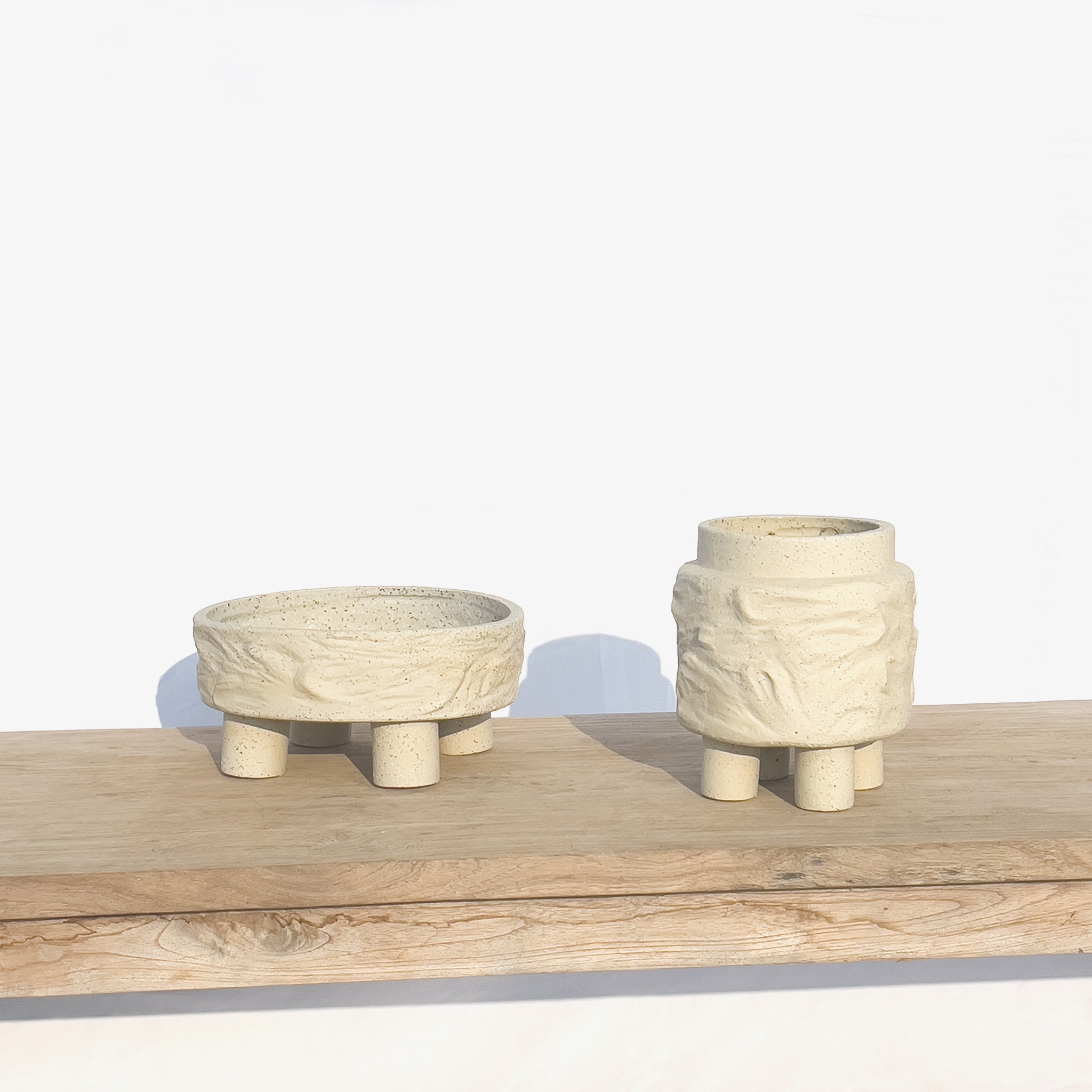 紋理陶瓷花盆 | Textured ceramic planter